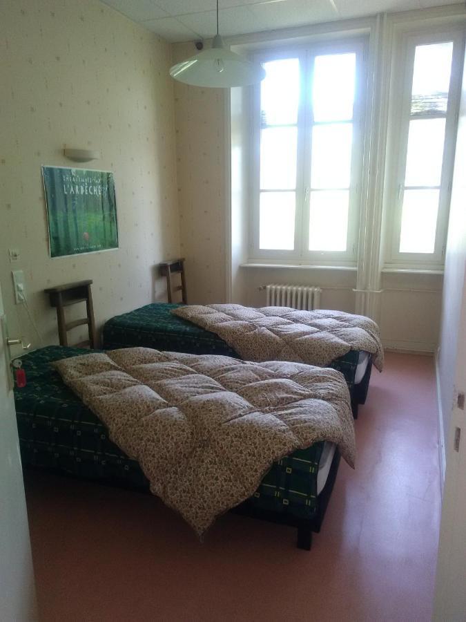 Gite d'étape Clos St Roch Viviers Esterno foto